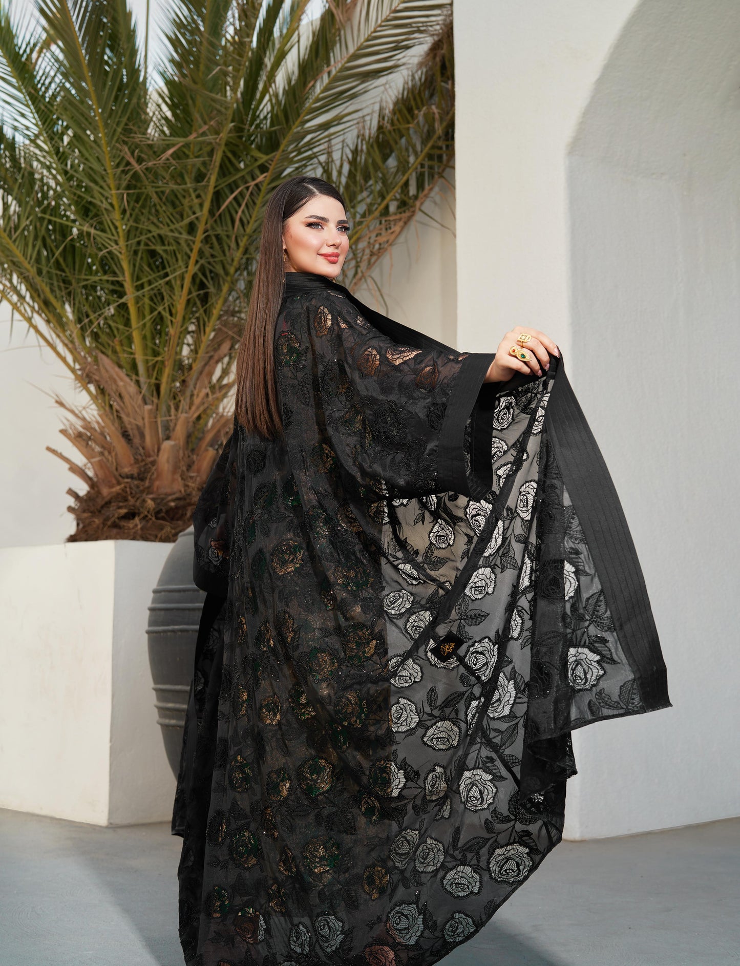 عباية روز